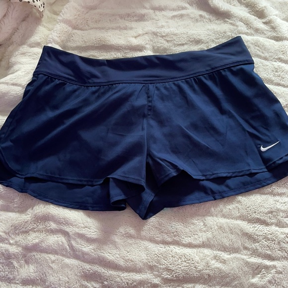Nike running shorts - Picture 1 of 1